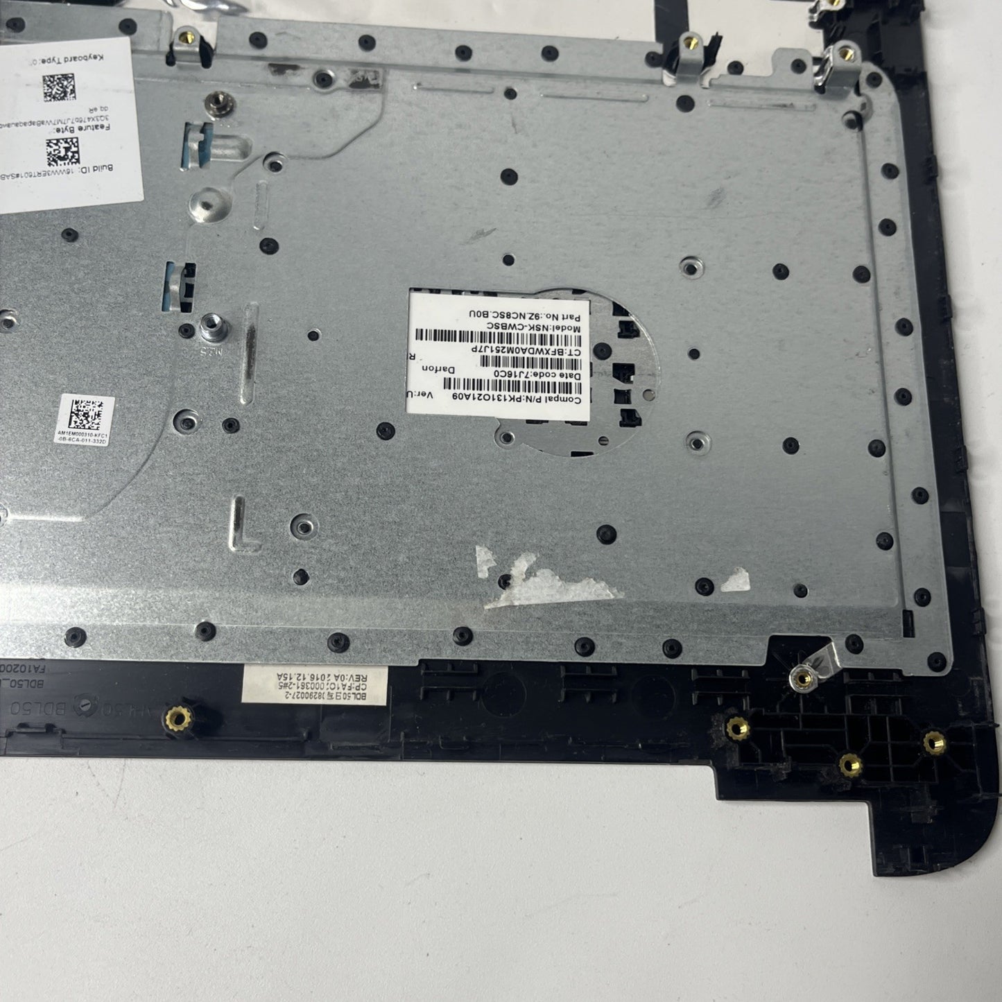 Genuine Silver HP 255 G5 Notebook Palmrest Keyboard And Touchpad.