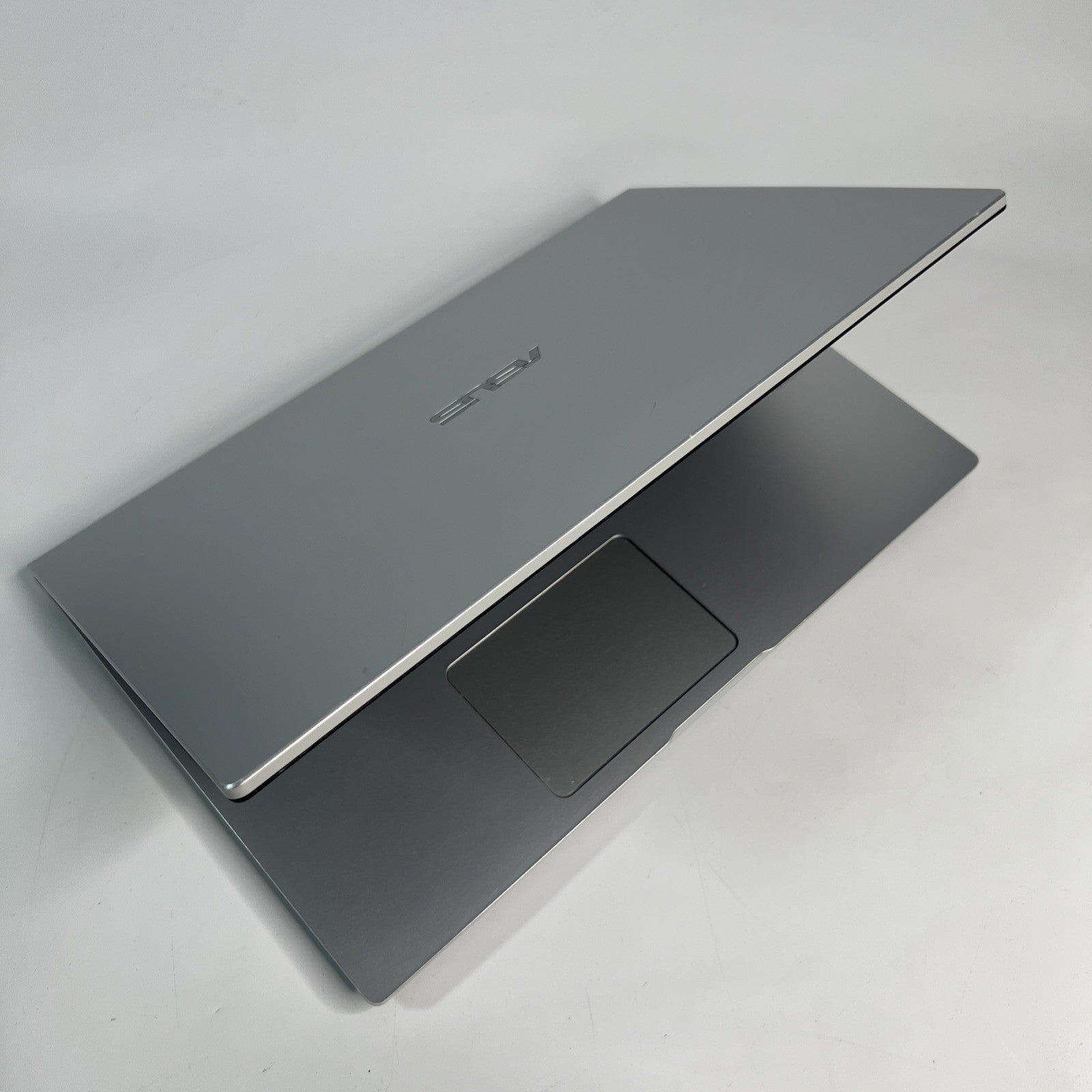 Asus VivoBook 15 M509DA Ryzen 5-3500U 8GB 256GB SSD 15.6 Inch FHD Windows 11