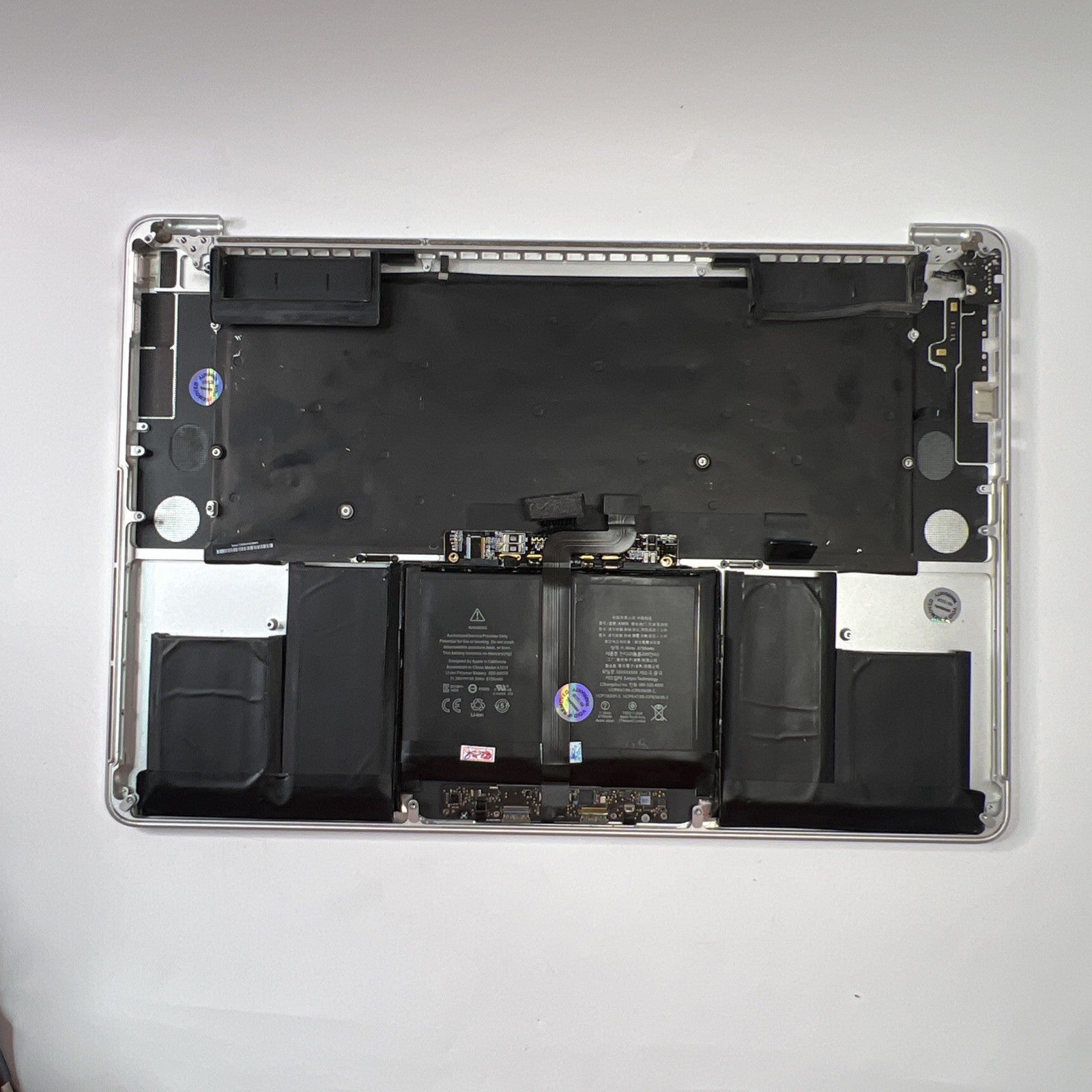 Macbook Pro Retina A1398 15" Mid 2015 Palmrest UK Keyboard Touchpad Silver