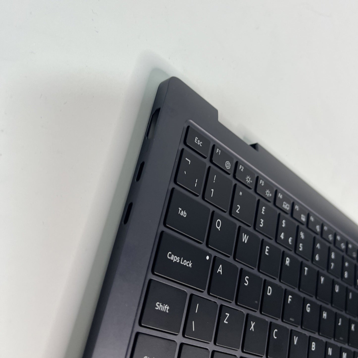 Samsung Galaxy Book 3 360 NP730QFG Complete Palmrest Assembly – Grade B