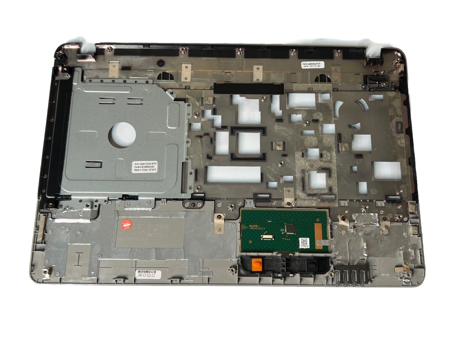 Acer Aspire E Series Palmrest Cover  Touchpad 60.M09N2.001