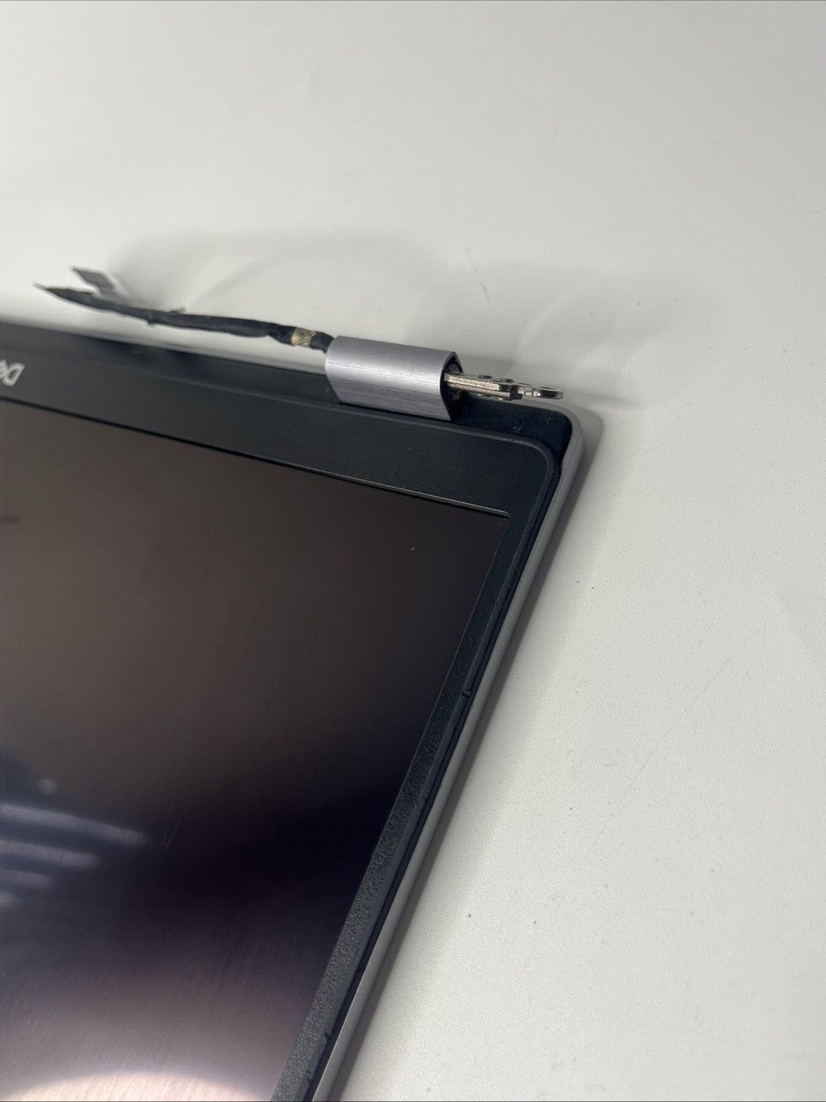Genuine Dell Latitude 5410 Silver Touchscreen FHD Complete LCD Screen Assembly.