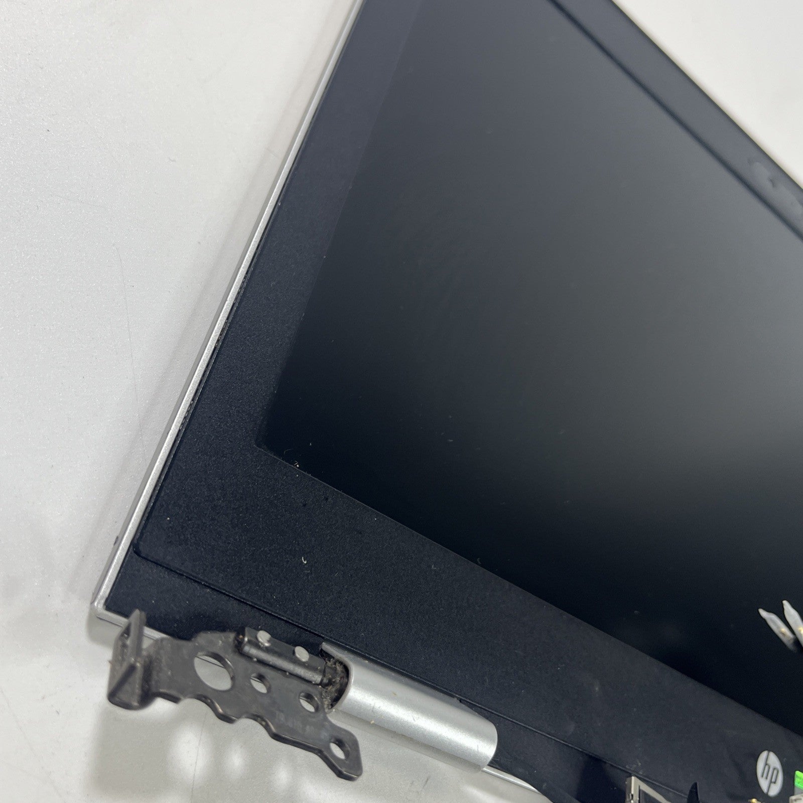 Genuine Silver Hp Probook 640 G5 Complete Top Lid And Screen Assembly.