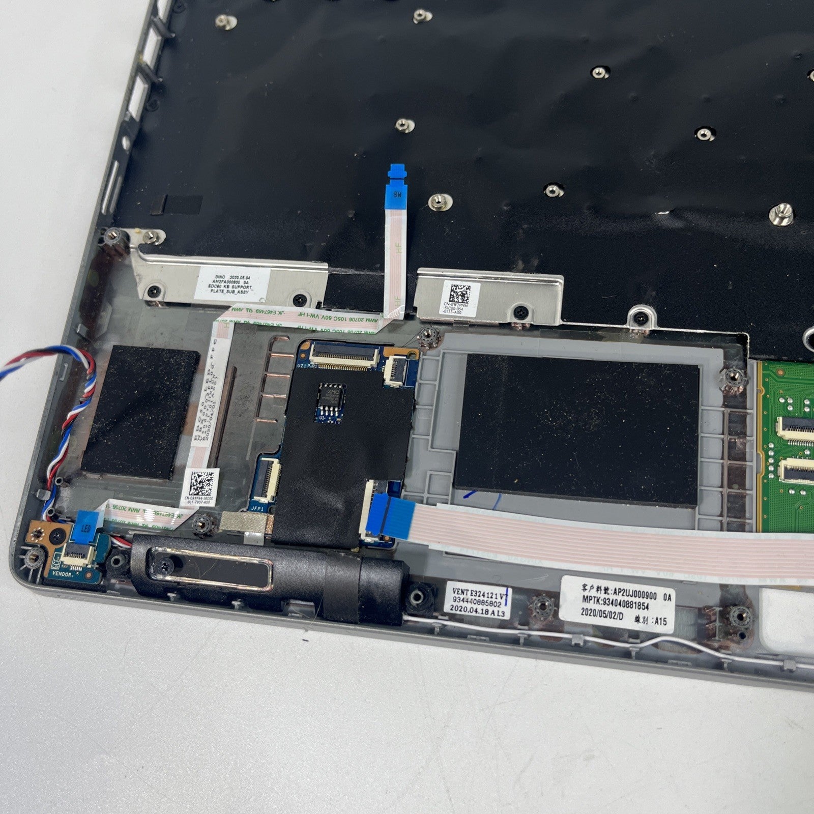 Genuine DELL LATITUDE 5510 Palmrest,keyboard,touchpad & Speakers.