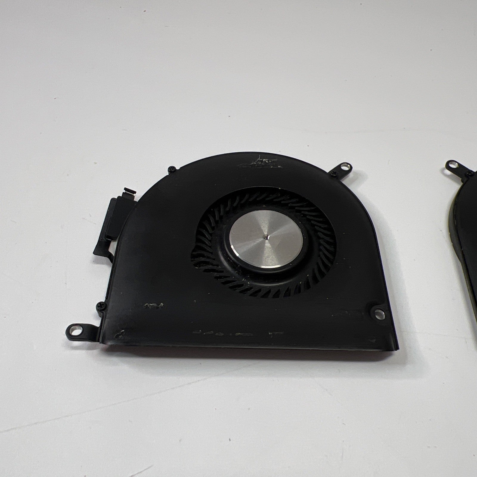 MacBook Pro Retina 15” A1398 Mid 2015 CPU Cooling Fans( Right & Left)