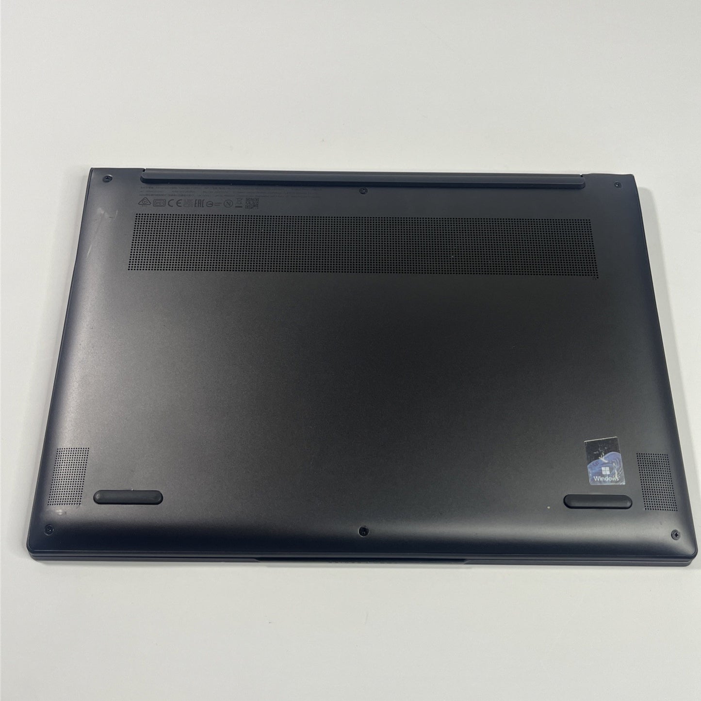 Lenovo Yoga slim 7 13.3”| 13ITL5|i7-1165G7 2.80 GHZ| 512GB NVME SSD 16GB RAM
