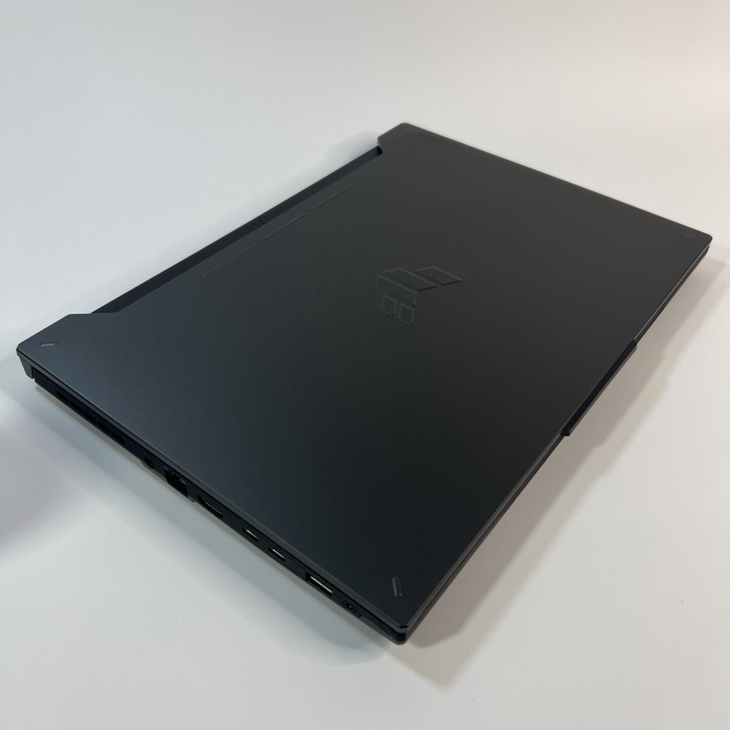ASUS Tuf F15 FX507ZU4 Gaming Laptop Intel i7-12700H  RTX 4050 16GB RAM 1TB SSD