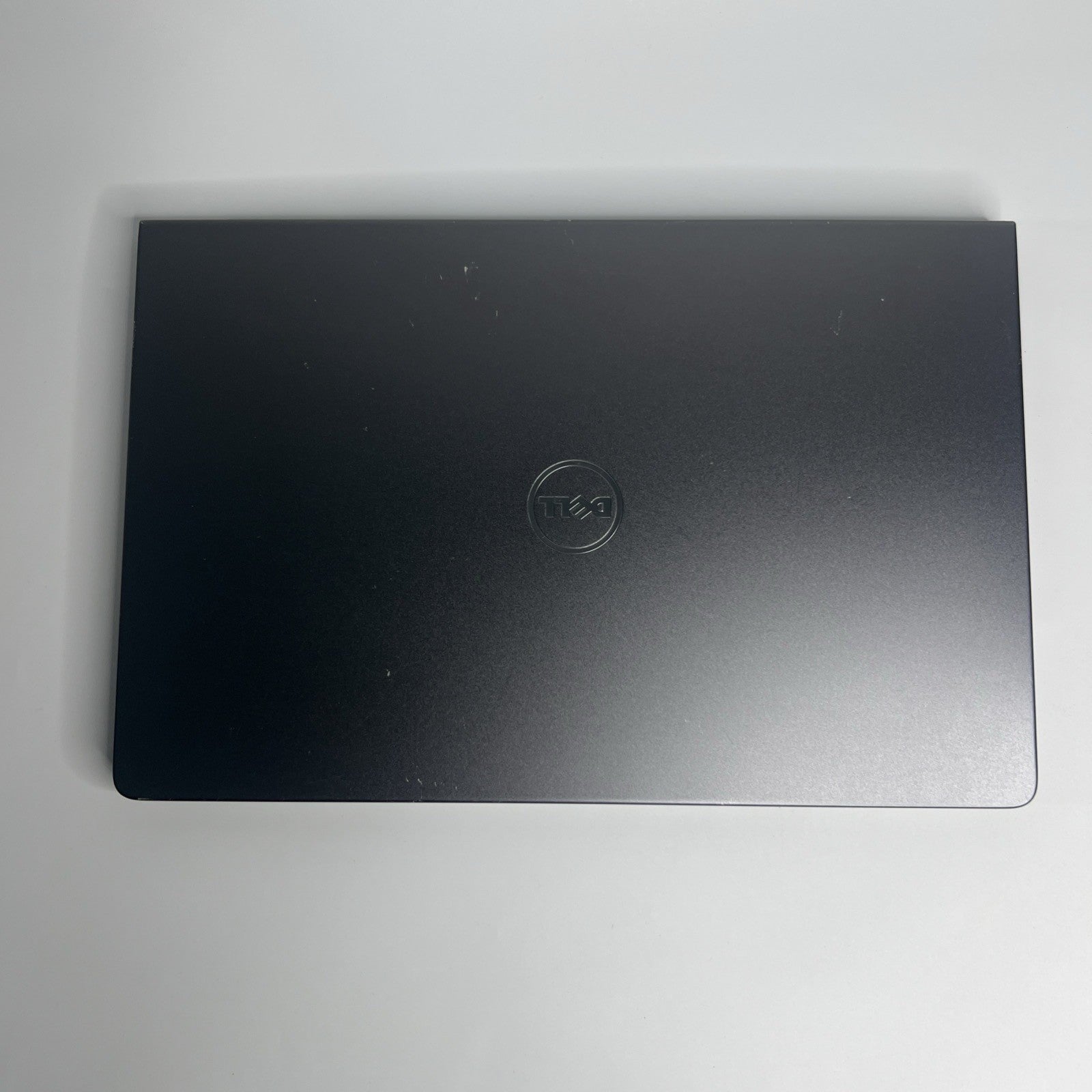 Dell Vostro 15 5568 Intel Core i5-7200U  8GB RAM 256GB SSD Windows 11 Pro Laptop