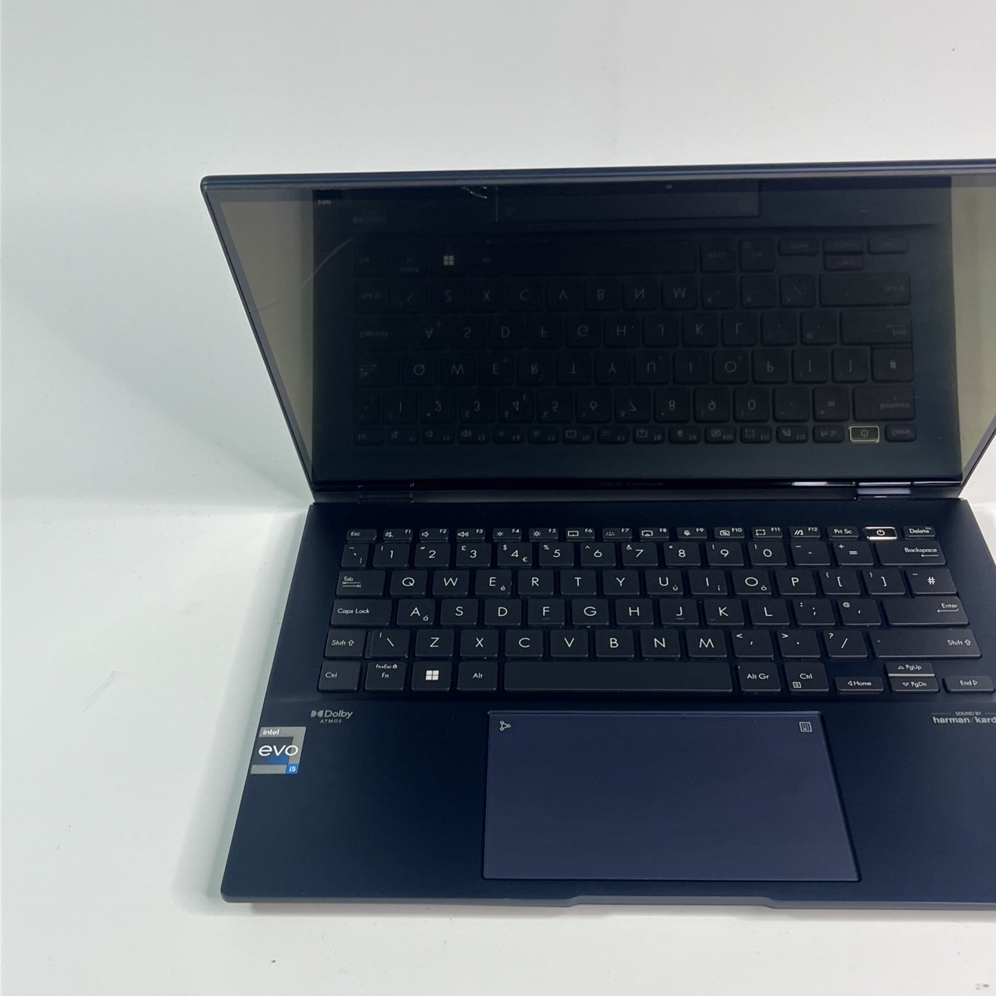 Asus Zenbook UX3402v OLED 14 2.8K Touchscreen Intel EVO 16GB RAM 256GB i5-1340P.
