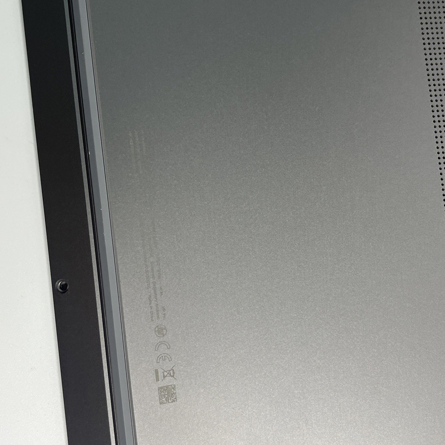 Genuine HP chromebook 14b-na0005na bottom base, Grey.