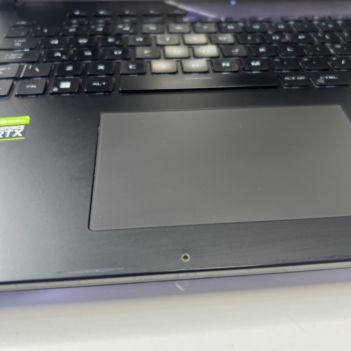 ASUS ROG Strix SCAR 17 SE G733 17.3" i9-12950HX RTX 3080Ti 32GB RAM 1TB SSD