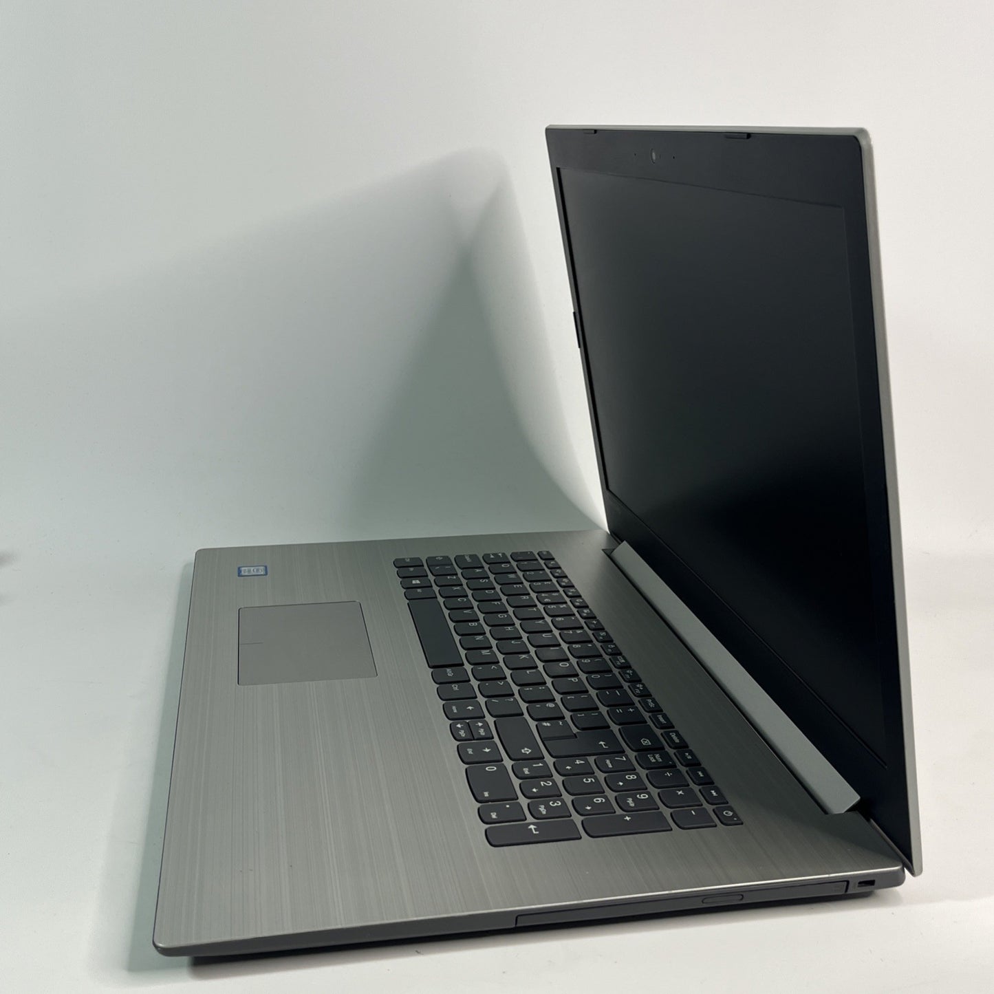 17.3INCH LENOVO IDEAPAD 320-171KB CORE I3 7110U GEN 8GB DDR4 SSD WIN 11 HOME.
