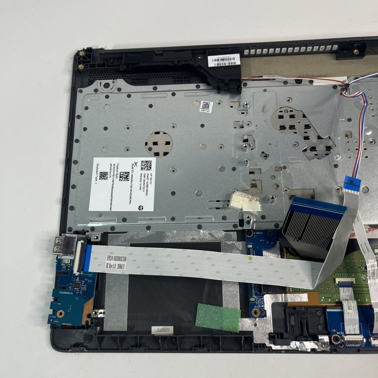 Genuine Black Hp 250 G7  Palmrest , Keyboard , Speakers & Usb Board