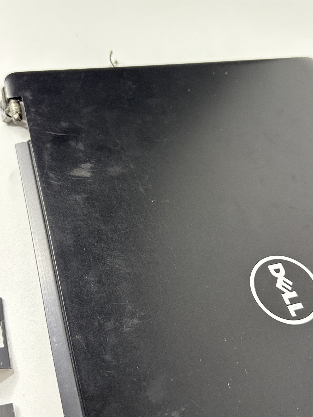 Genuine DELL LATITUDE 5580 E5580 LCD Rear Back Cover Top Lid 0P8PWV