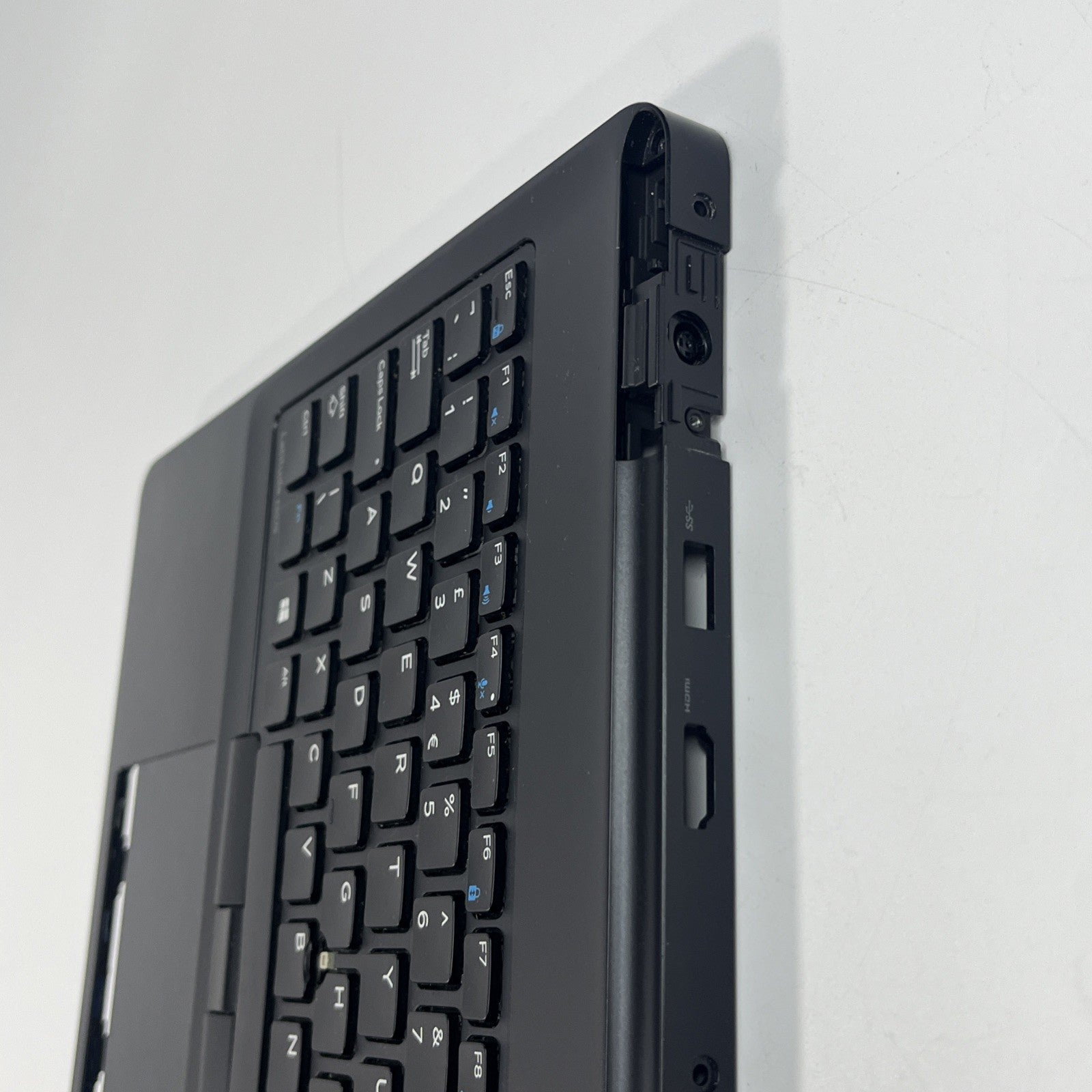 Genuine Black Dell Latitude E5570 Palmrest , Touchpad & Speakers. Missing Keys.