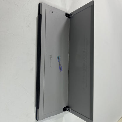 Microsoft Surface Pro 4 12.3” Intel i5-6300U  8GB RAM 256GB SSD & Keyboard