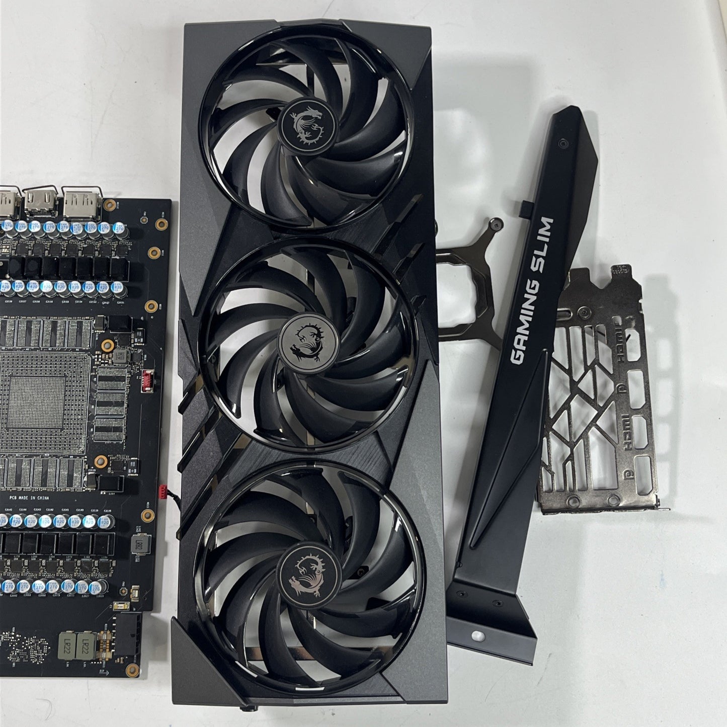 MSI GeForce RTX 4090 24 GB Black  3X Gaming X Slim GDDr6X .taken Parts