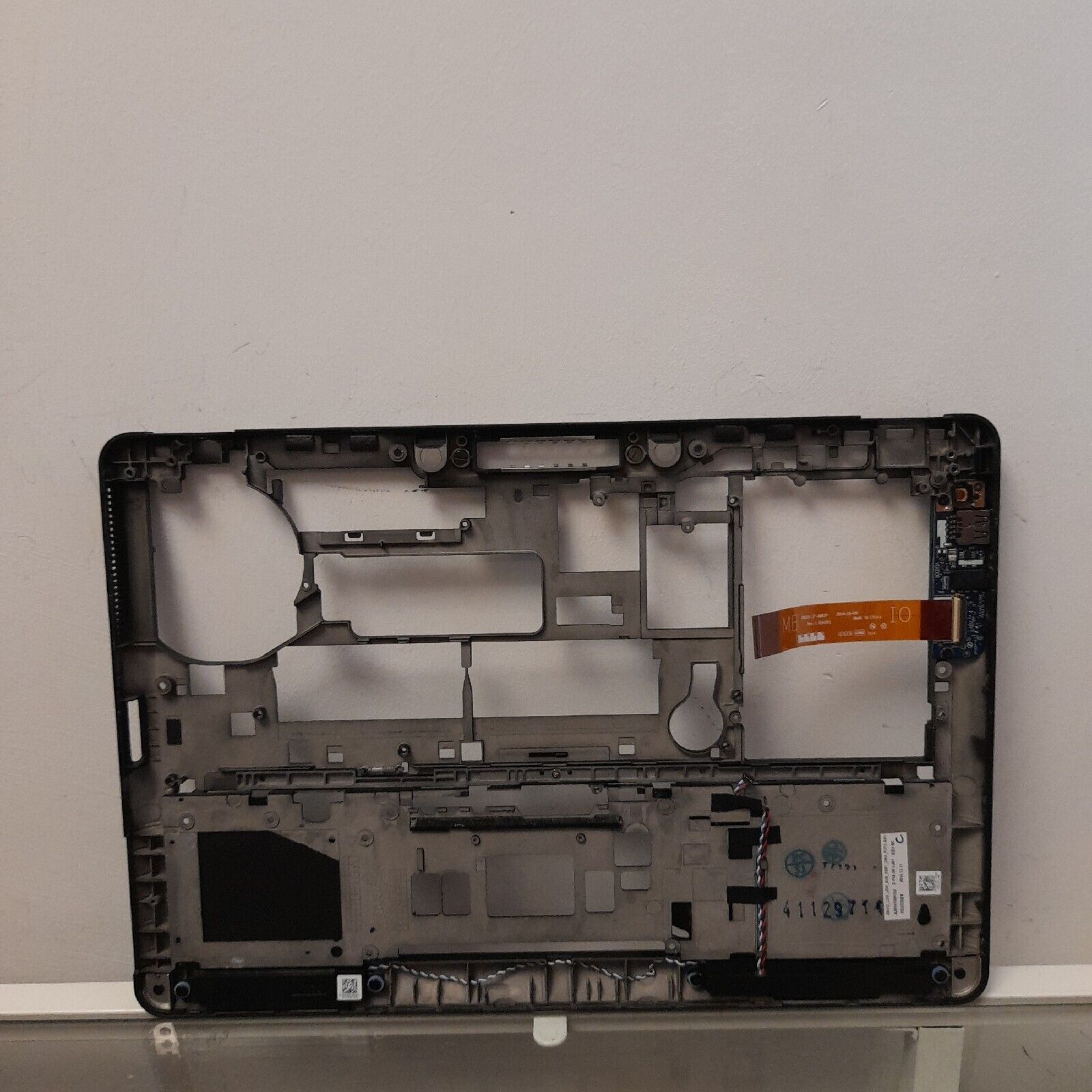 GENUINE DELL LATITUDE E7450 BOTTOM BASE COVER DELL HVJ91 0HVJ91 -214