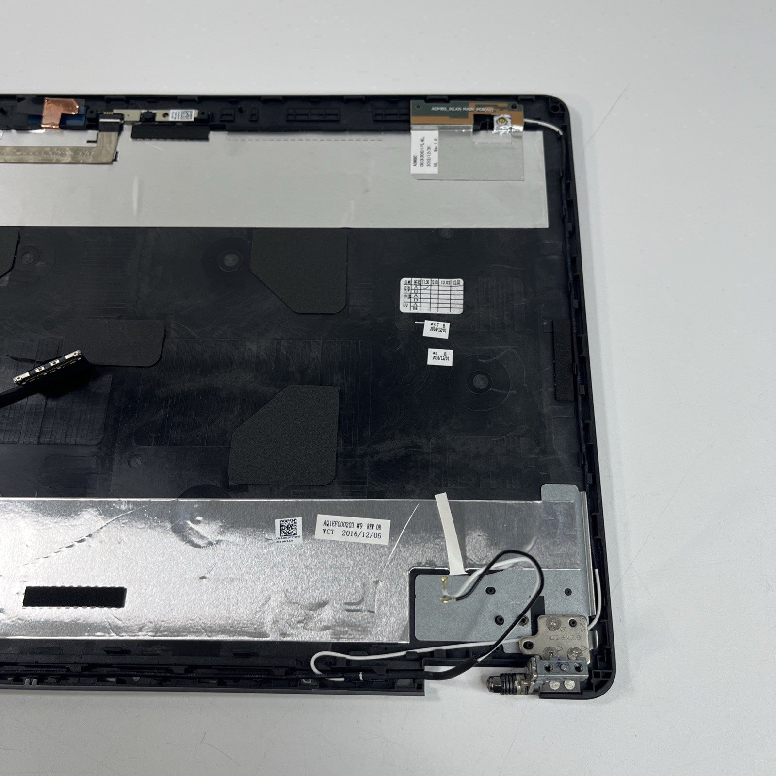 Genuine Black DELL LATITUDE  E5570 Back Cover Top Lid & Webcam. CN-0JMC3P