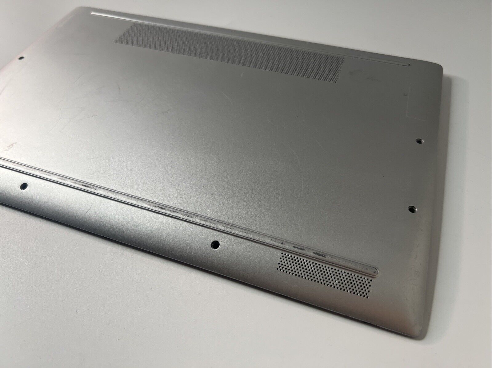 HP Elitebook x360 1040 G6 Bottom Base Cover Silver L41026-001 