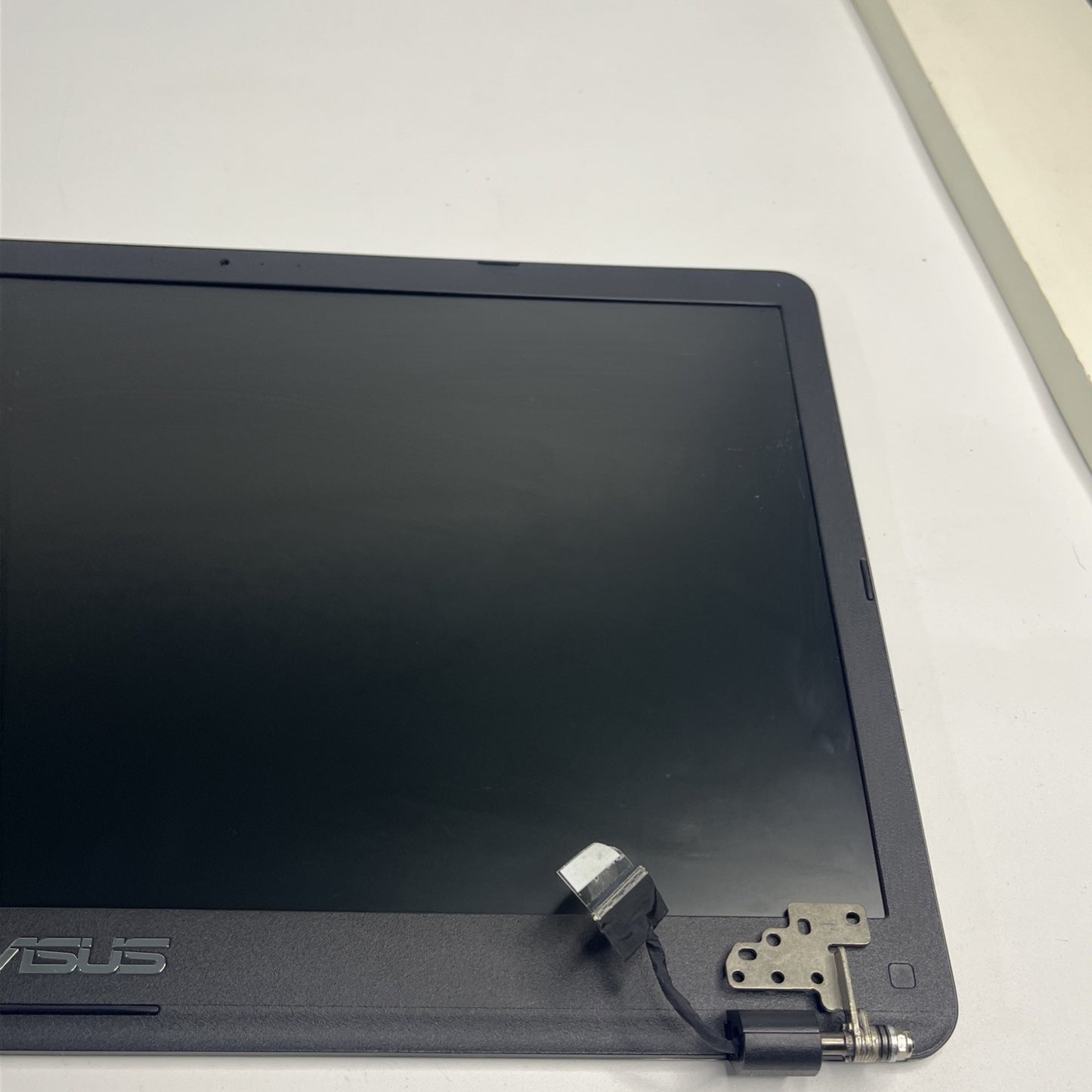 Genuine Asus Vivobook 17 X705M Complete screen assembly,  Bezel, Hinges, Webcam.