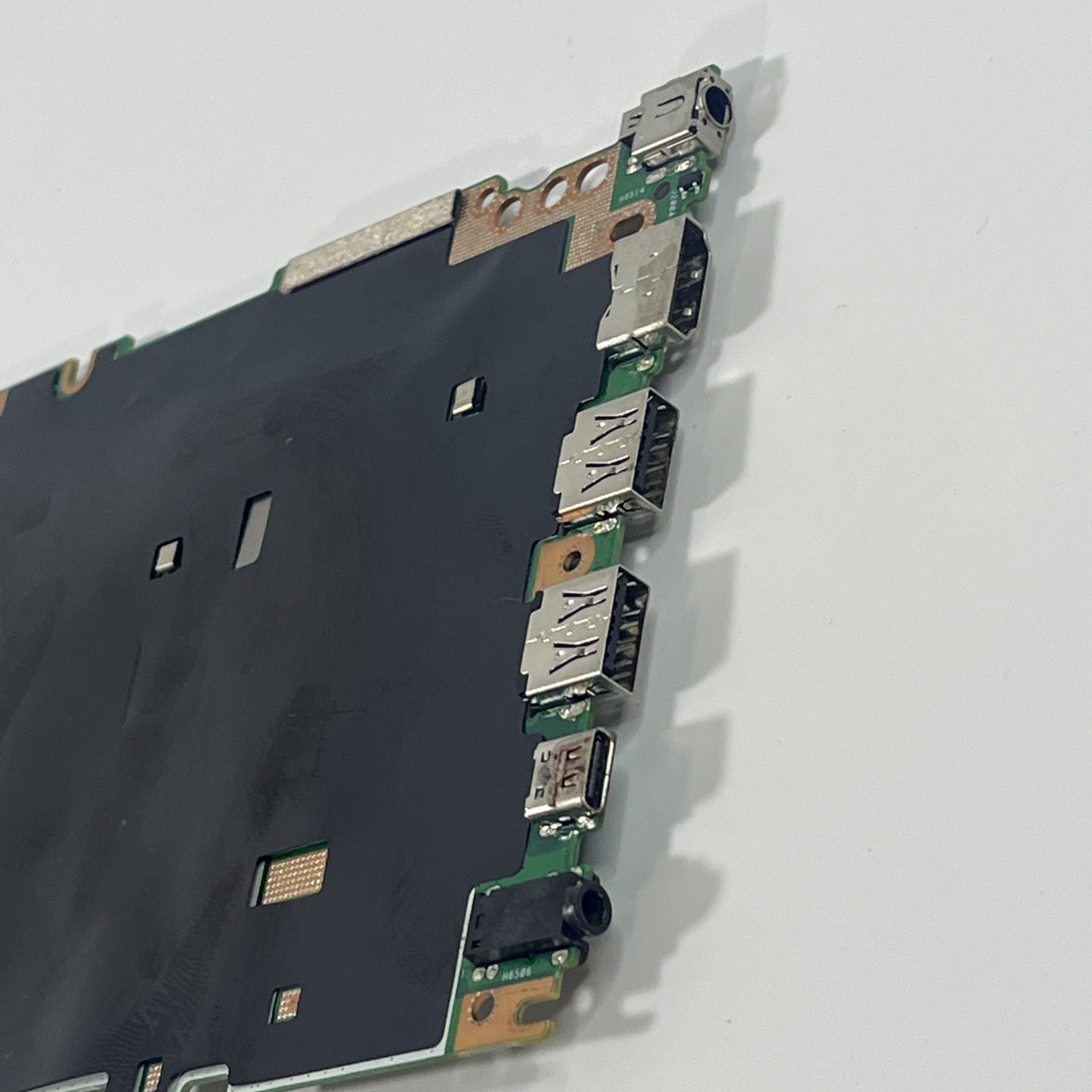 Asus Vivobook 16X M1603QA AMD Ryzen 5 5600H Motherboard. No Power