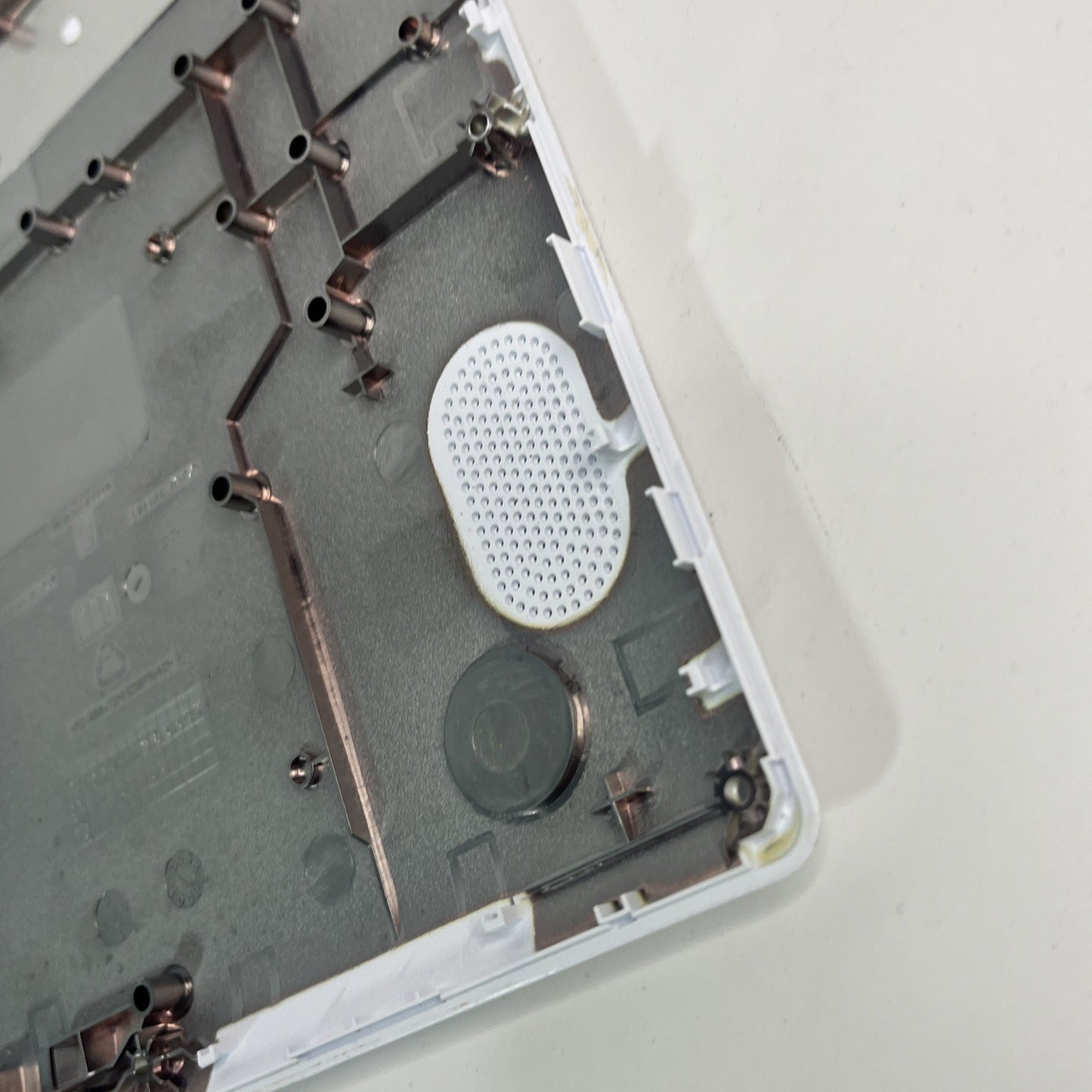 GENUINE Asus ,E410K Bottom Base Chassis Cover White 3CBKWBAJN40. #G A