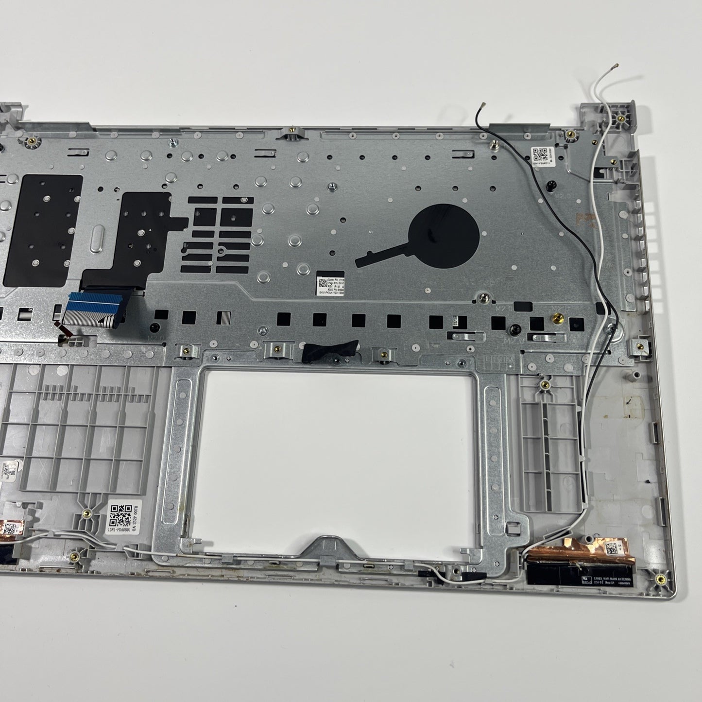 Genuine Silver ASUs vivobook 16 m1603QA palmrest And Keyboard 13N1-FBM0311
