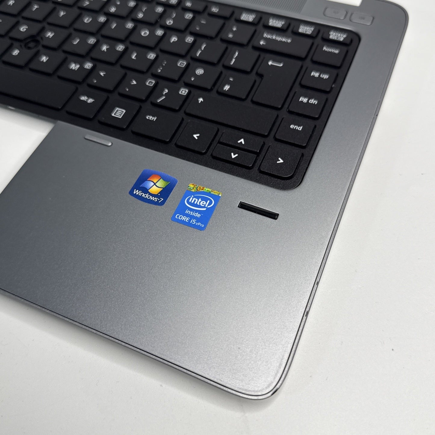 HP Elitebook 840 G1 Palmrest Assembly UK Keyboard 730964-001