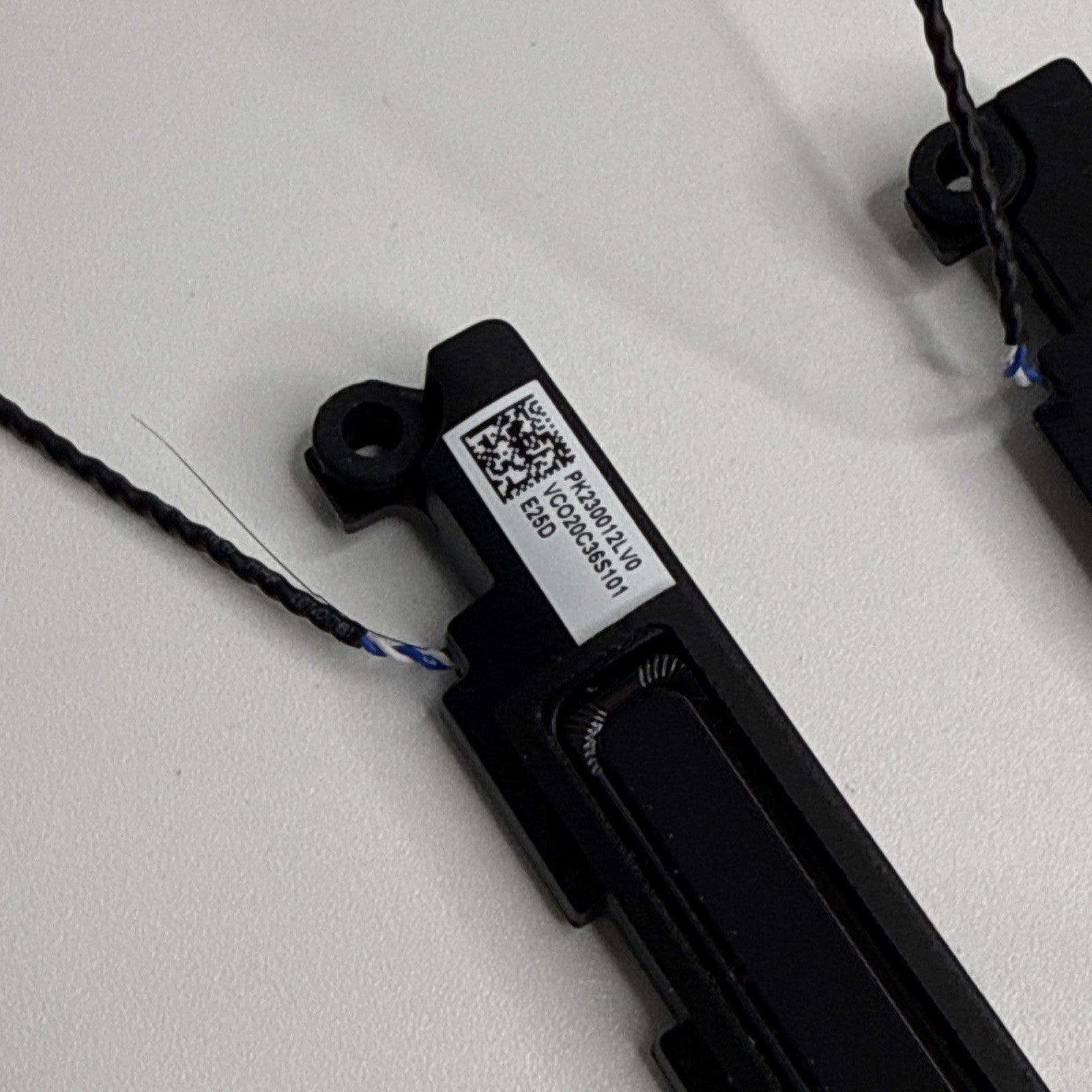 Lenovo Ideapad Slim 3 14IAN8 Internal Speakers PK230012LV0