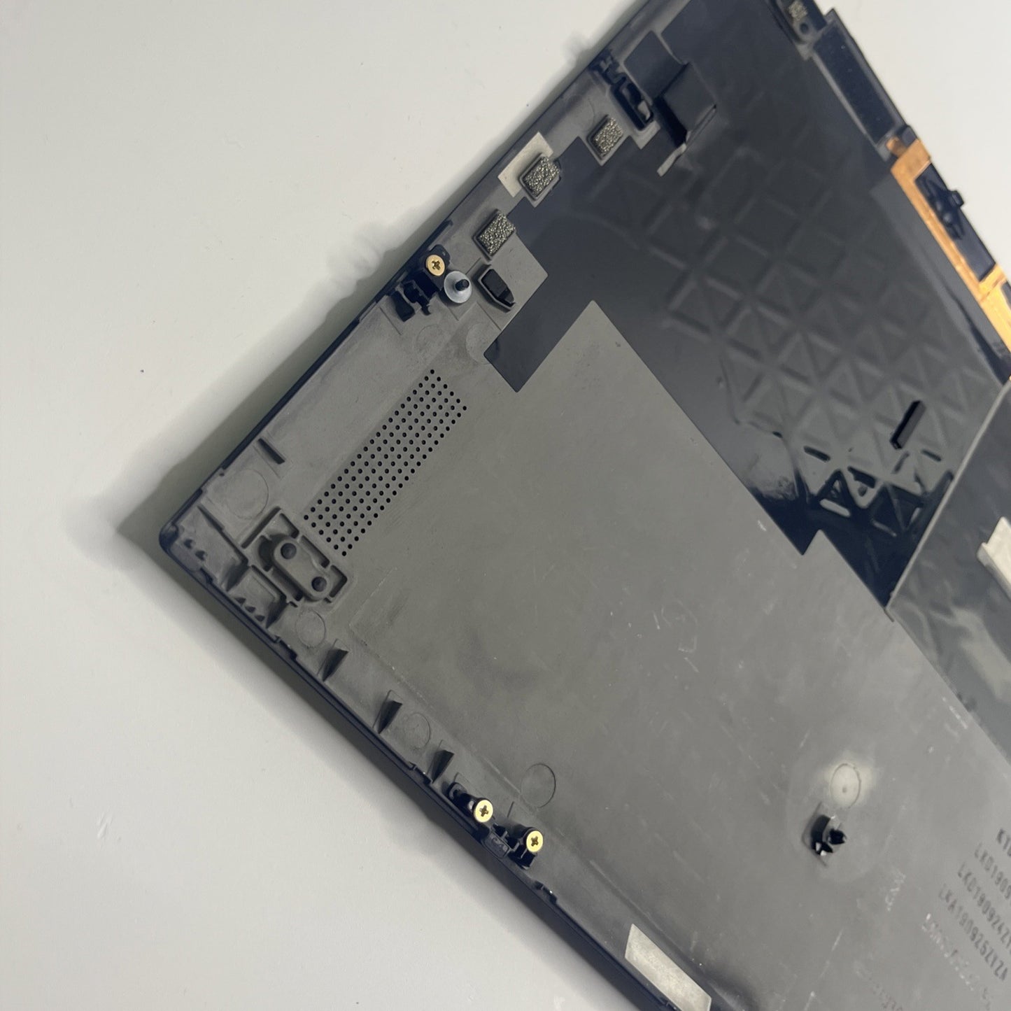 Genuine black ck Lenovo ThinkPad X1 Carbon 7th Gen Bottom Base Cover.