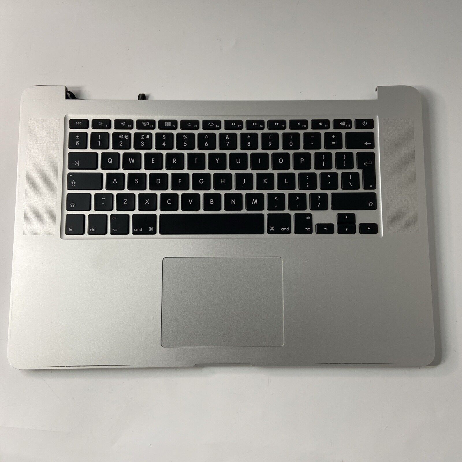 MacBook Pro 15" A1398 2014 Palmrest Top Case Cover UK Keyboard Silver + Battery