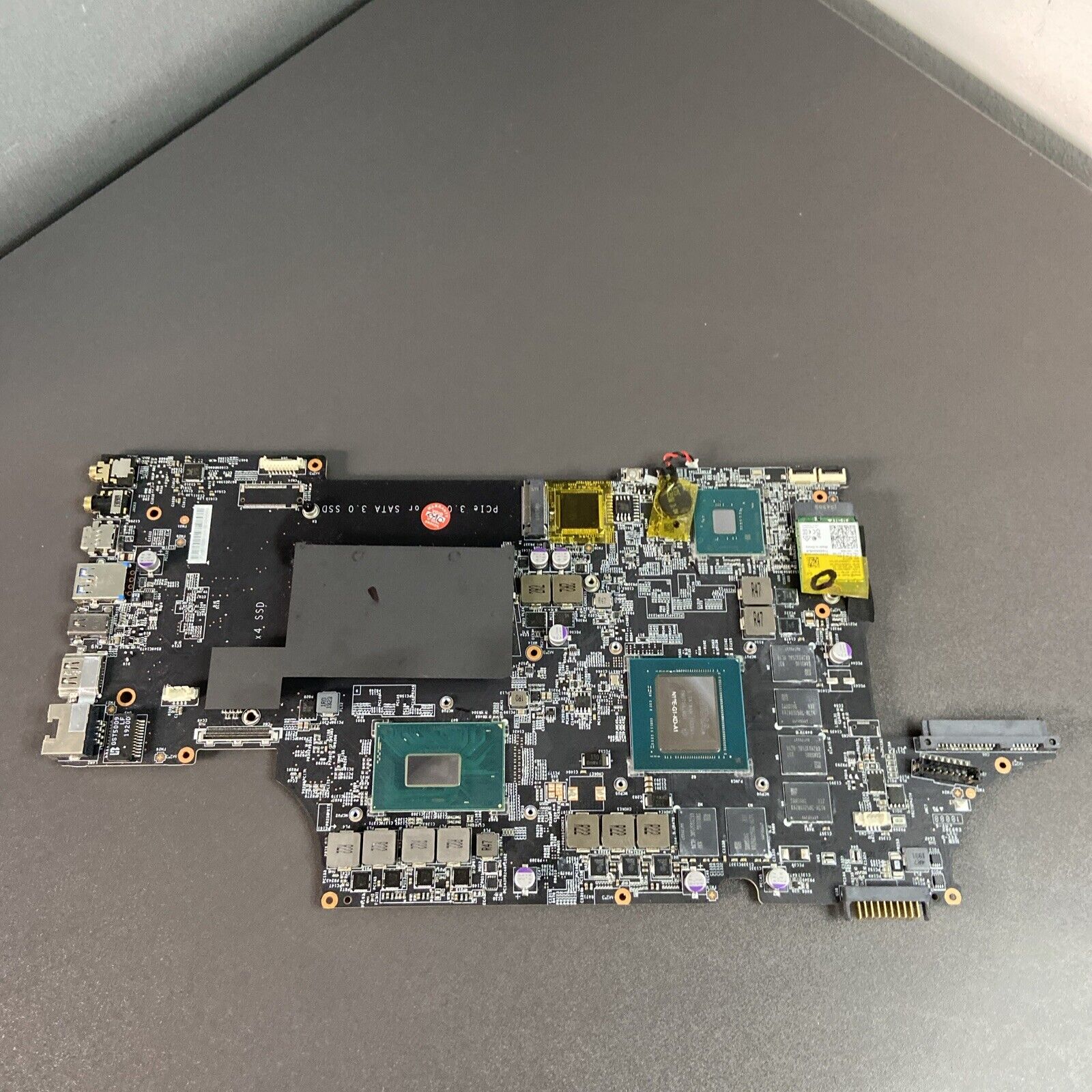 MSI GL65 9SDK MS-16U5 I7-9750H 2.6GHz Motherboard GeForce GTX 1660Ti MS-16U51