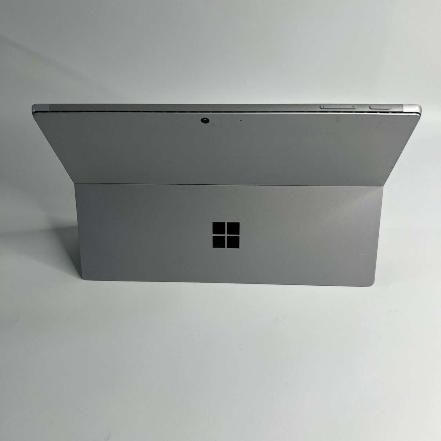 Microsoft Surface Pro 7 – i5-1035G4 8GB RAM 128GB SSD Windows 11 Grade C