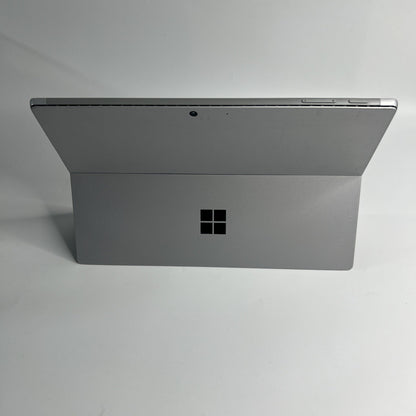 Microsoft Surface Pro 7 – i5-1035G4 8GB RAM 128GB SSD Windows 11 Grade C