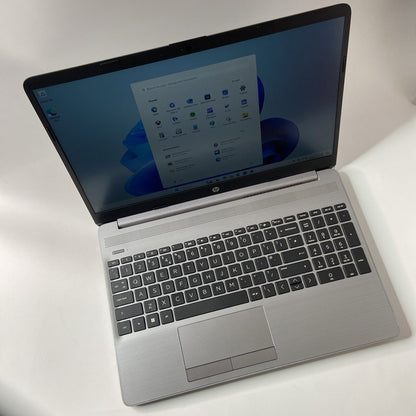 HP 255 G9 Laptop - AMD Ryzen 7-5825U, 16GB RAM, 256GB SSD, Windows 11 Grade A
