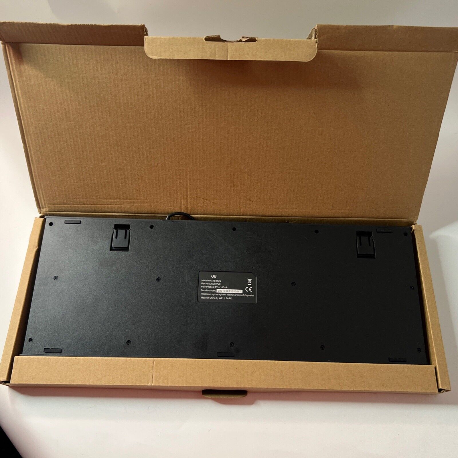 PC Wired UK Keyboard Keyboard PC Keyboard KB313U 20060728