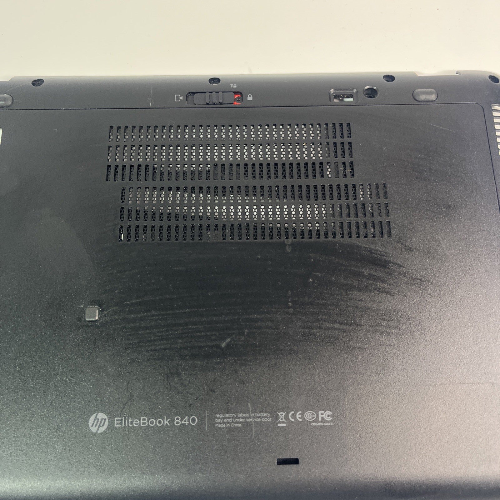 Genuine Black HP EliteBook 840 G5 Bottom Base Lower Cover Chassis BCALN106C.#G C