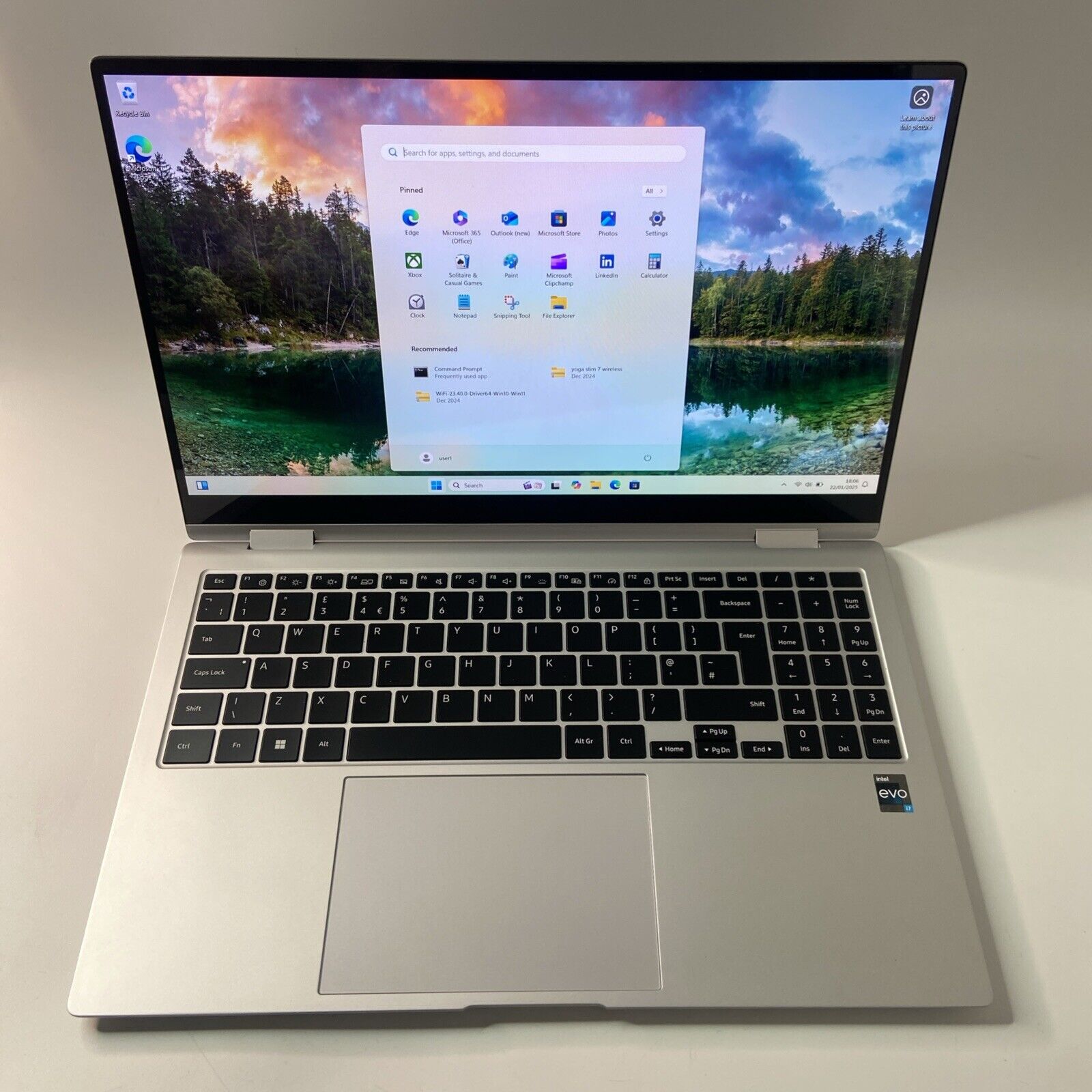 Samsung Galaxy Book2 Pro 360 15.6" Intel Core i7- 1260P 256GB SSD 16GB RAM