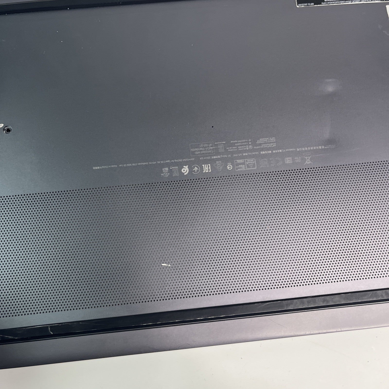 Genuine Grey msi z17 ms-17n1 bottombase Cover 3077N1D411SE