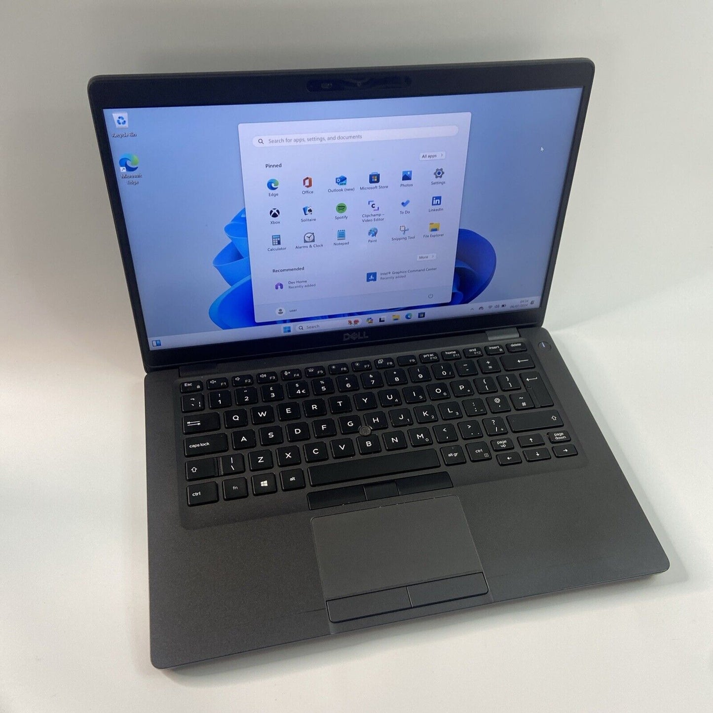 Dell Latitude 5400 i5-8365U 8th Gen 16GB Ram 256GB SSD 14.0" FHD Window 11