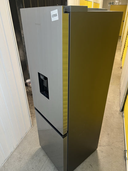 Samsung RB34T632ESA/EU Freestanding Fridge-Freezer Silver Water Dispenser