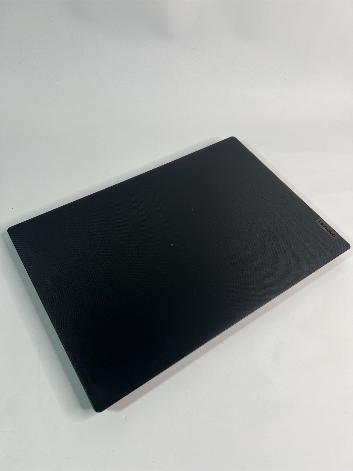 Lenovo IdeaPad 3 15ADA05 15.6" Laptop AMD Ryzen 5 3500U 20GB RAM 256GB SSD