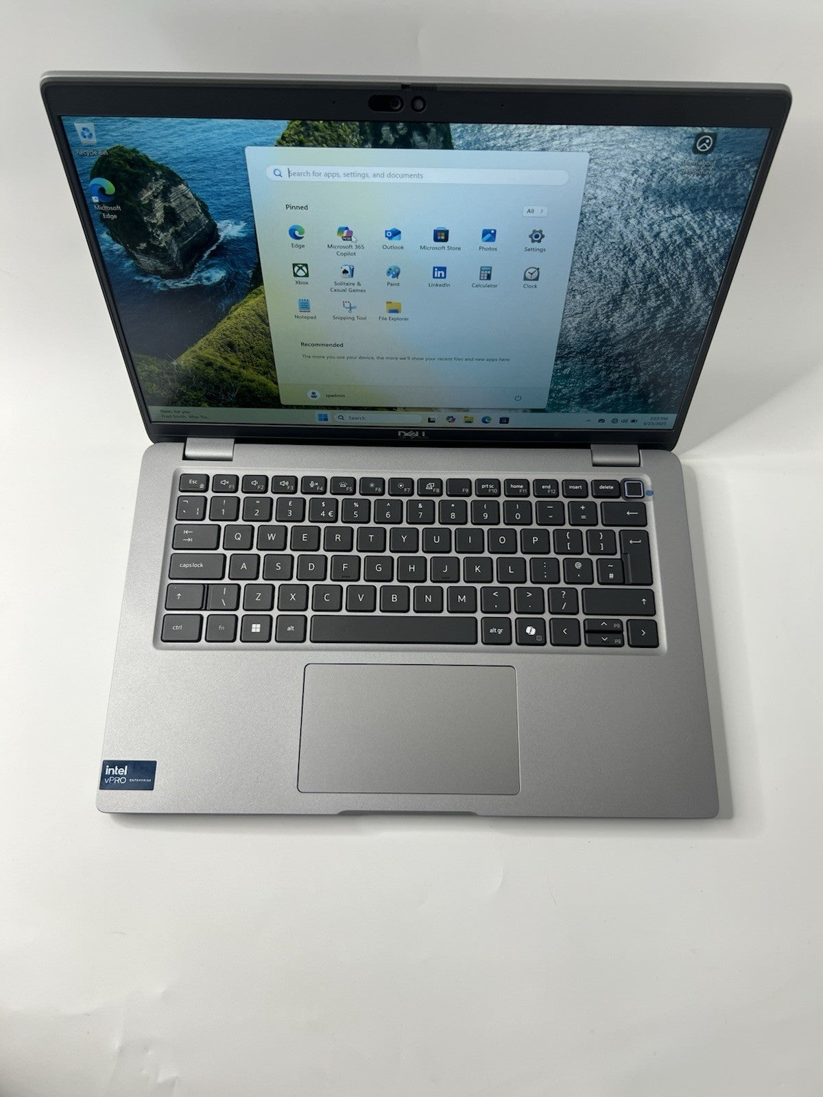 Dell Latitude 5450 14" Laptop Intel Ultra 7 165U 32GB RAM  512GB SSD Windows 11