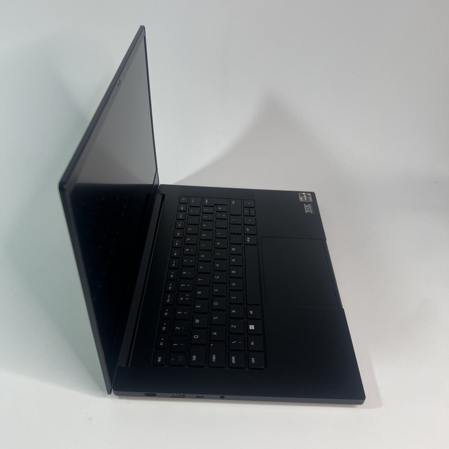 Razer Blade 14 RZ09-0427 Ryzen 9 RTX 3080 Ti QHD 165Hz 16GB 1TB Grade B Win 11