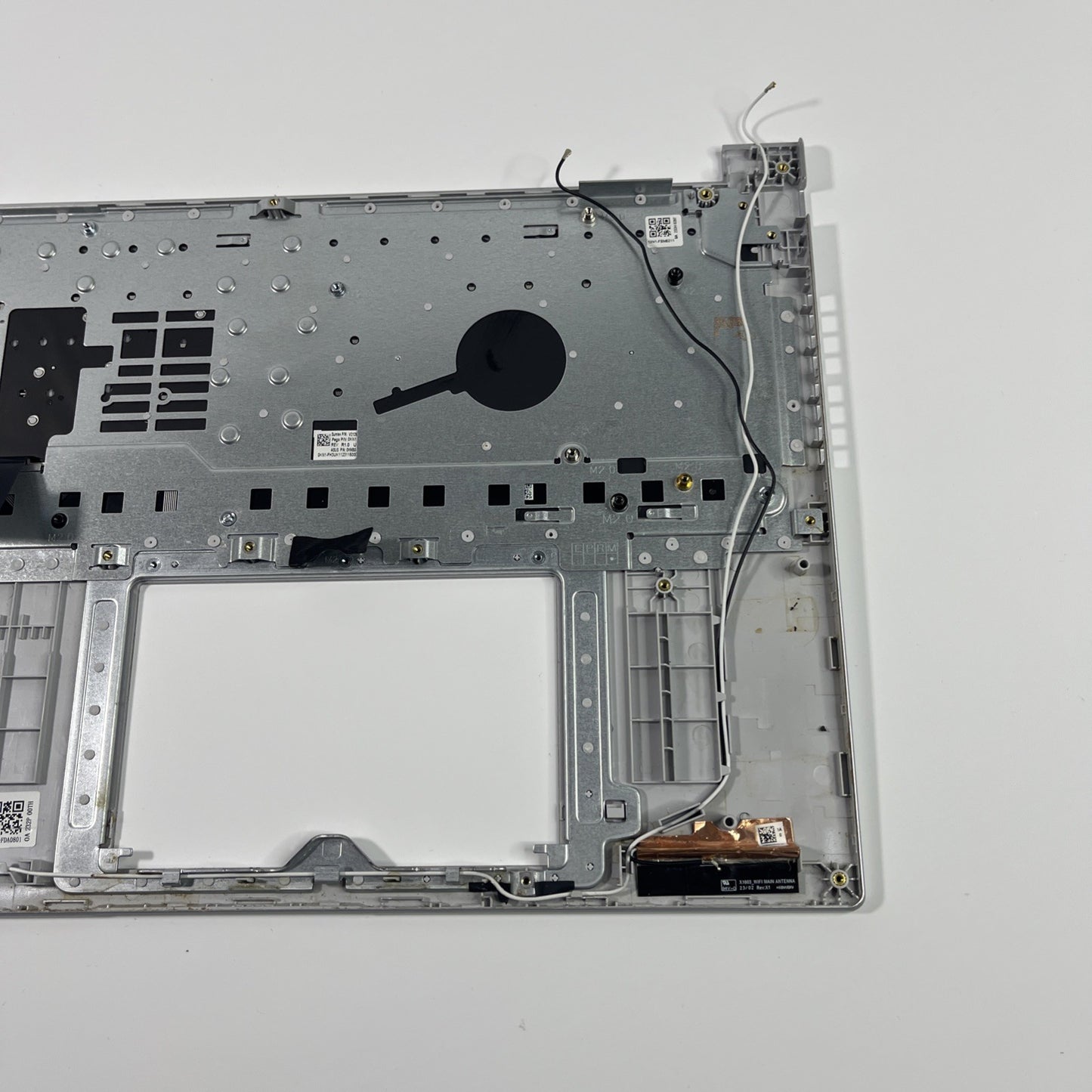 Genuine Silver ASUs vivobook 16 m1603QA palmrest And Keyboard 13N1-FBM0311