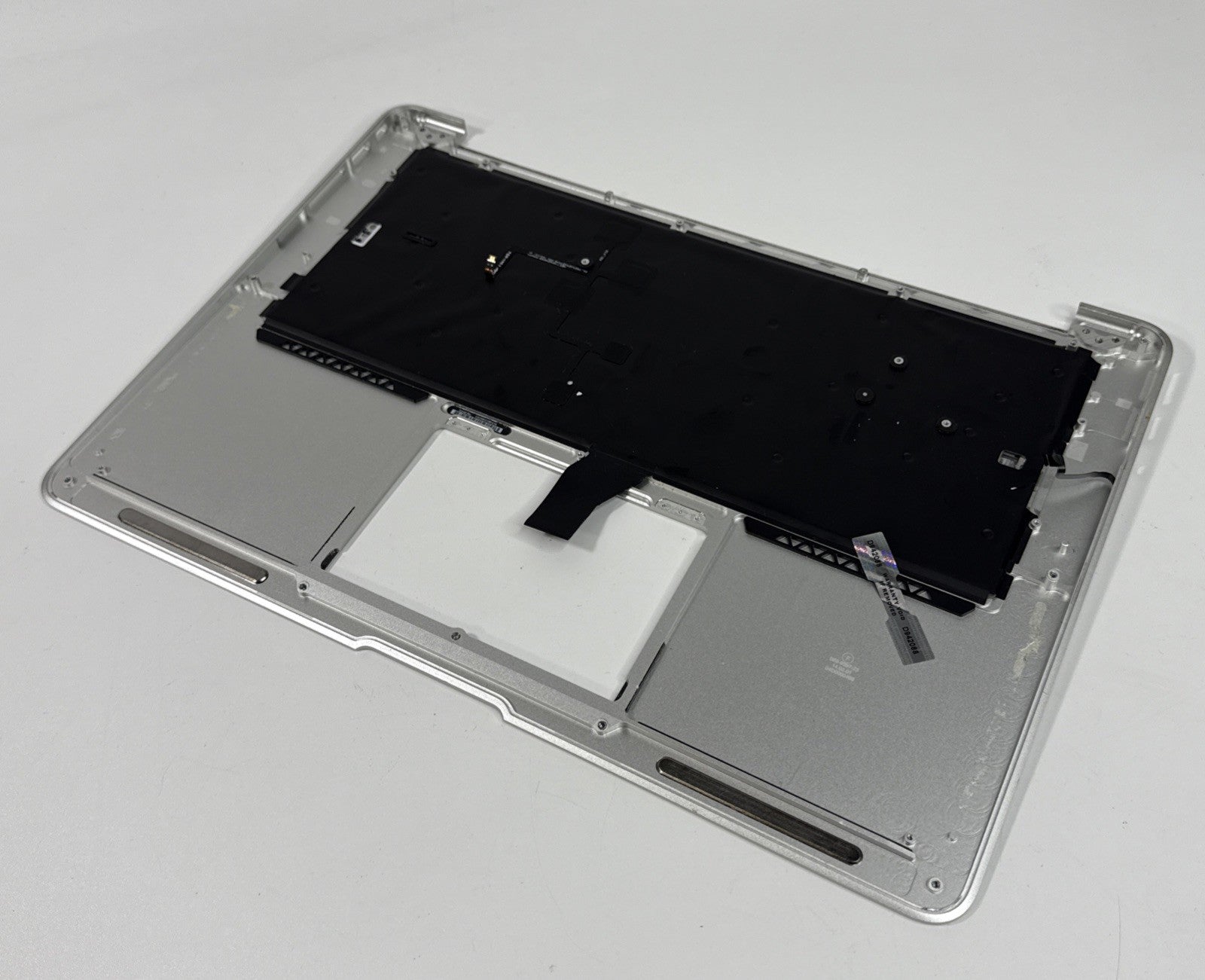 Macbook AIR 13” A1466 2013 2014 2015 2017 UK Keyboard Palmrest Assembly
