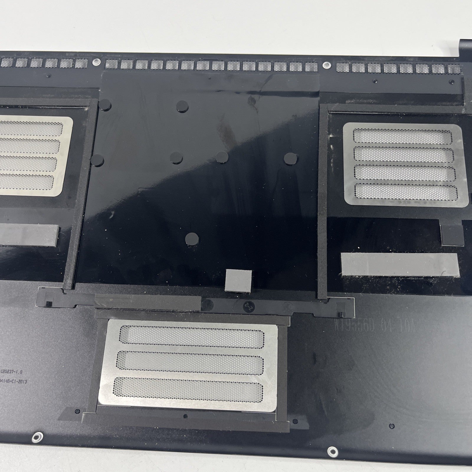 Razer Blade Pro 17 RZ09-0368 17.3" Base Cover Bottom Case 13133179 Grade A