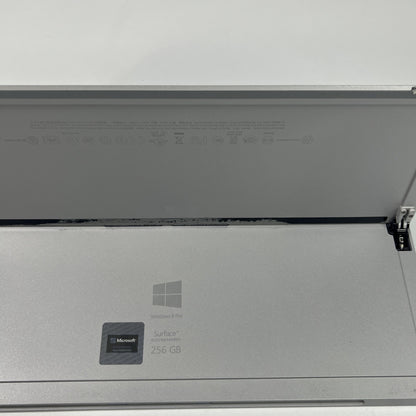 Microsoft Surface Pro 3 12” Intel i5-4300U 1.90 GHz  8GB RAM 256GB SSD Win 8 Pro