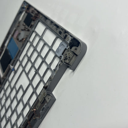 GENUINE  Sliver DELL LATITUDE 5520 PALMREST + Power Button 15p-0688-A00
